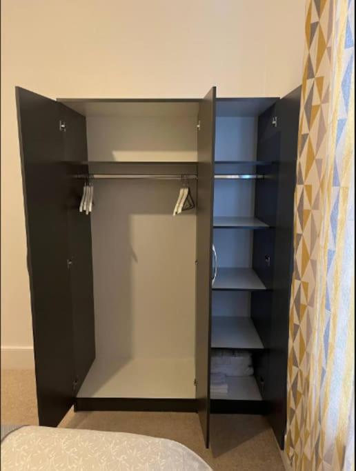Two Bedroom Flat In London Exteriör bild