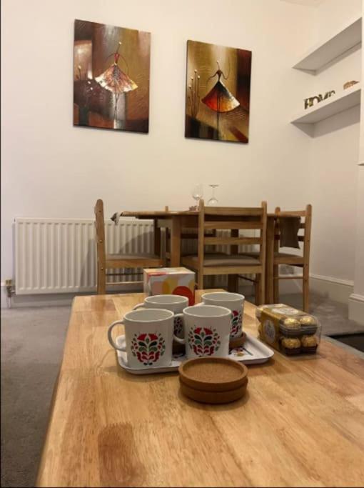 Two Bedroom Flat In London Exteriör bild