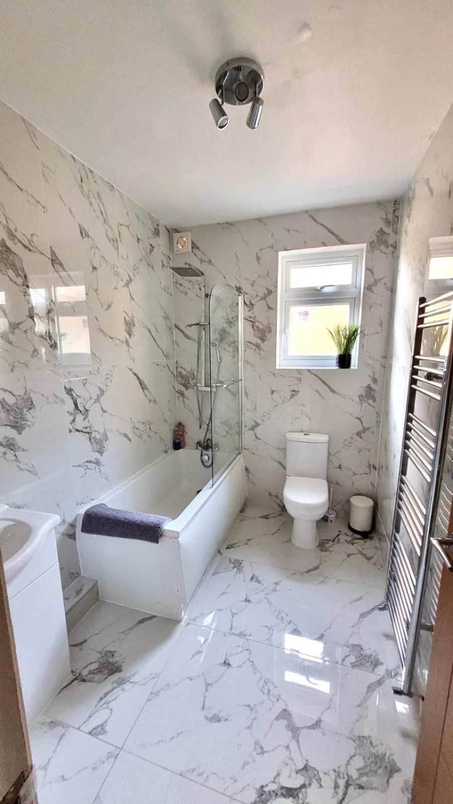 Two Bedroom Flat In London Exteriör bild